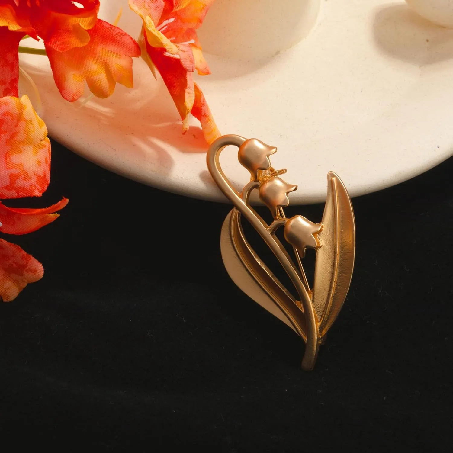 Mother's Day Gifts Lily of the Valley Brooch for Women Rhinestone/18k Gold Plated/Pearl Lily Flower Pin Elegant Dress Accessories Lily of the Valley Brooches Jewelry Gifts for Mom Wife