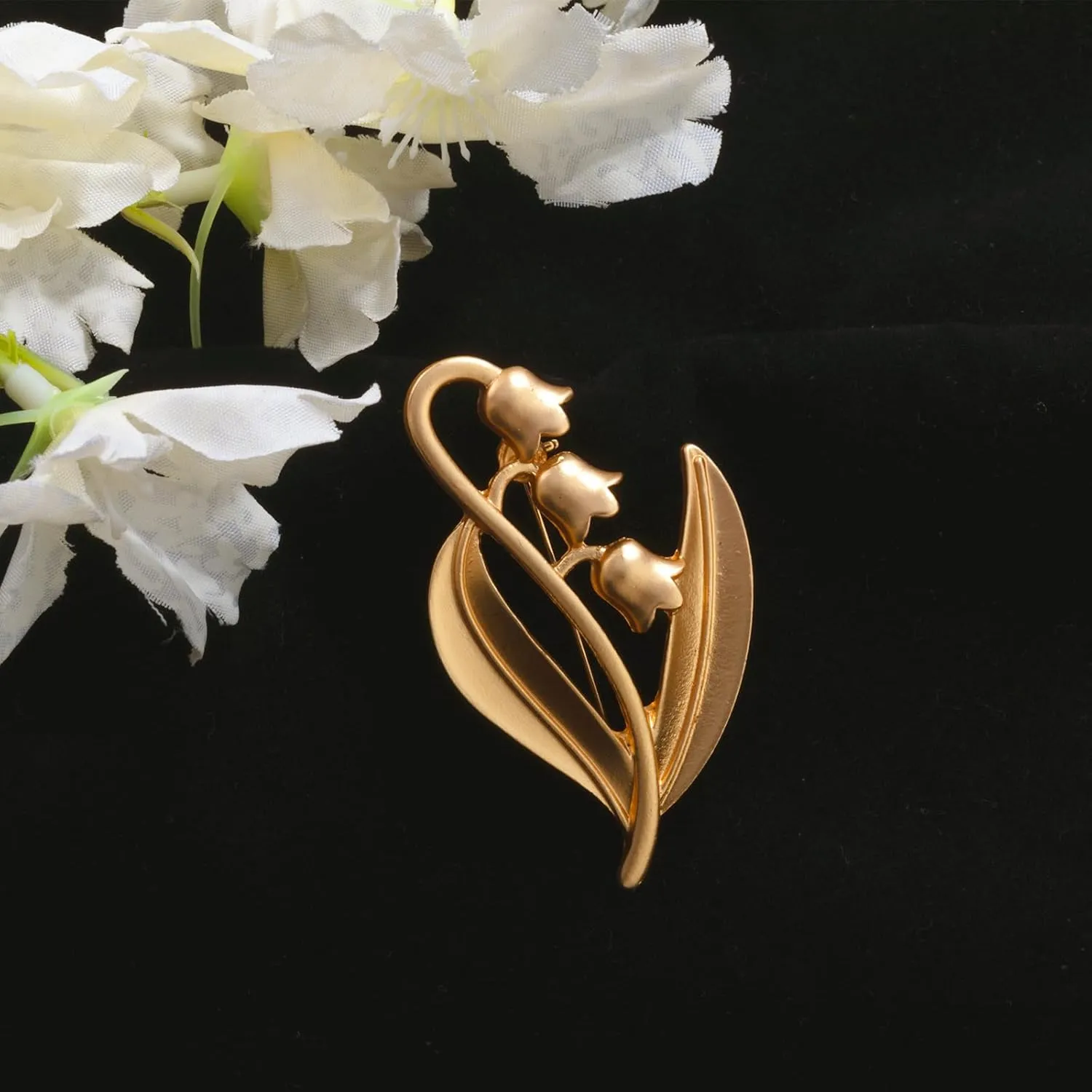 Mother's Day Gifts Lily of the Valley Brooch for Women Rhinestone/18k Gold Plated/Pearl Lily Flower Pin Elegant Dress Accessories Lily of the Valley Brooches Jewelry Gifts for Mom Wife
