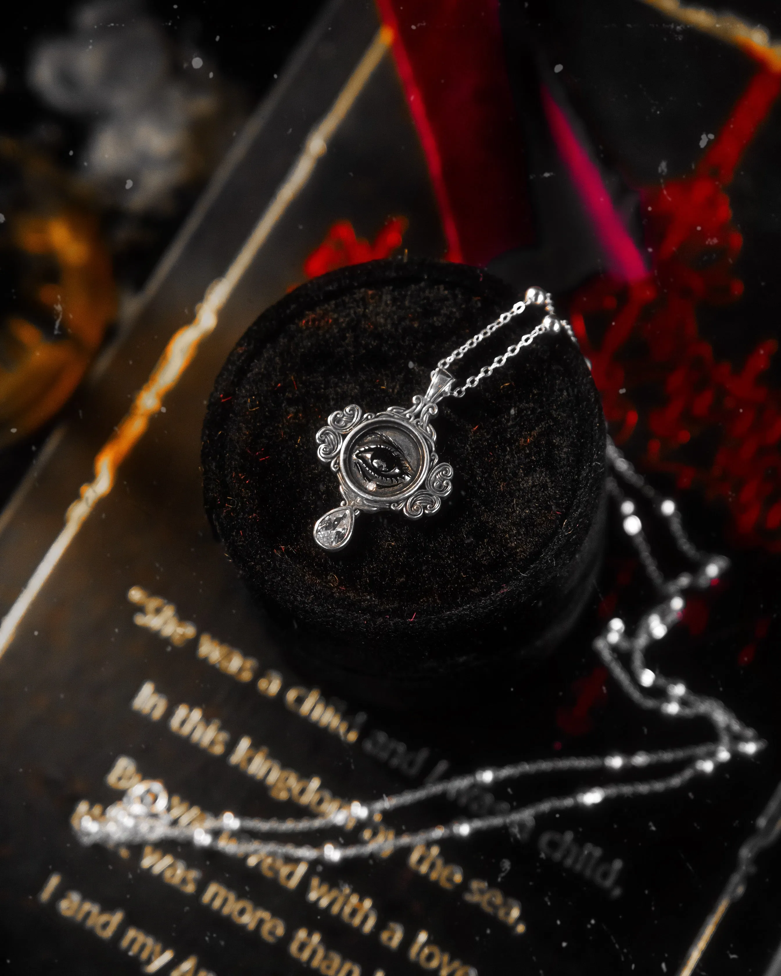 The "Lover's Eye" Necklace