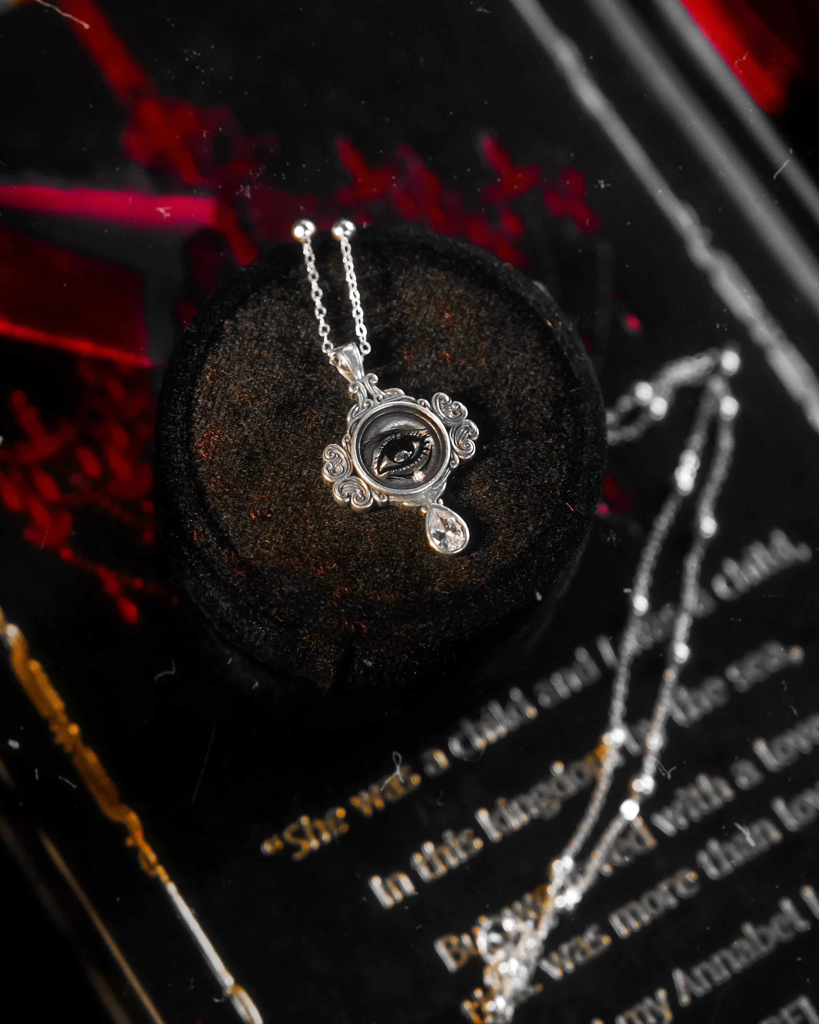 The "Lover's Eye" Necklace