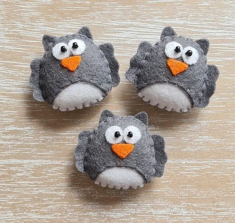 World of Kawaii Brooches - Various Animals*