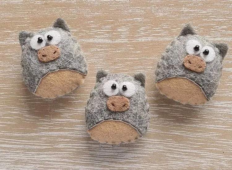 World of Kawaii Brooches - Various Animals*